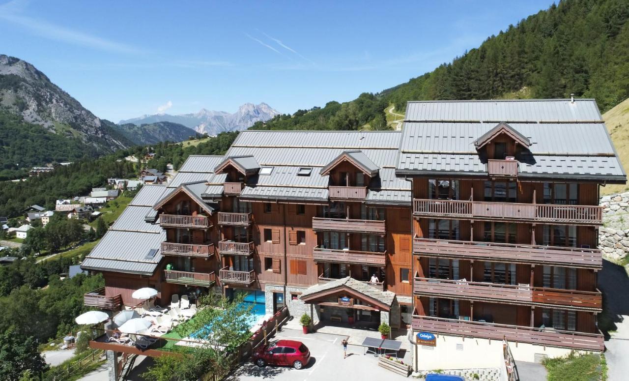 Résidence Odalys Le Hameau et les Chalets de la Vallée d'Or Valloire Exterior foto